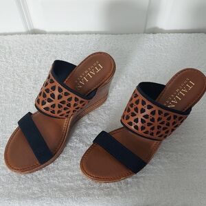 Italian Shoemakers Women's Brown and Black Sandals. Size 10. 4" Heels.